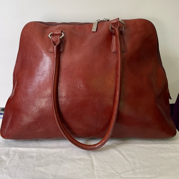 HOBO Bags Vintage Hobo International Shoulder Bag In Polished